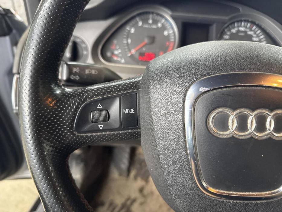 AUDI A6 2005