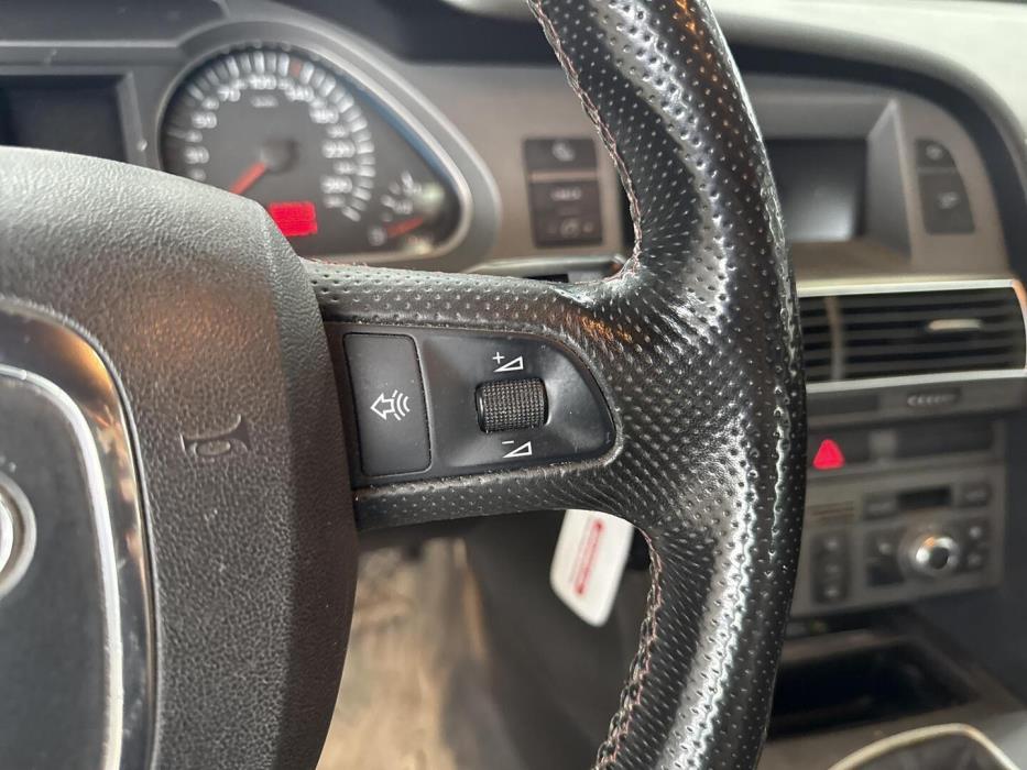AUDI A6 2005