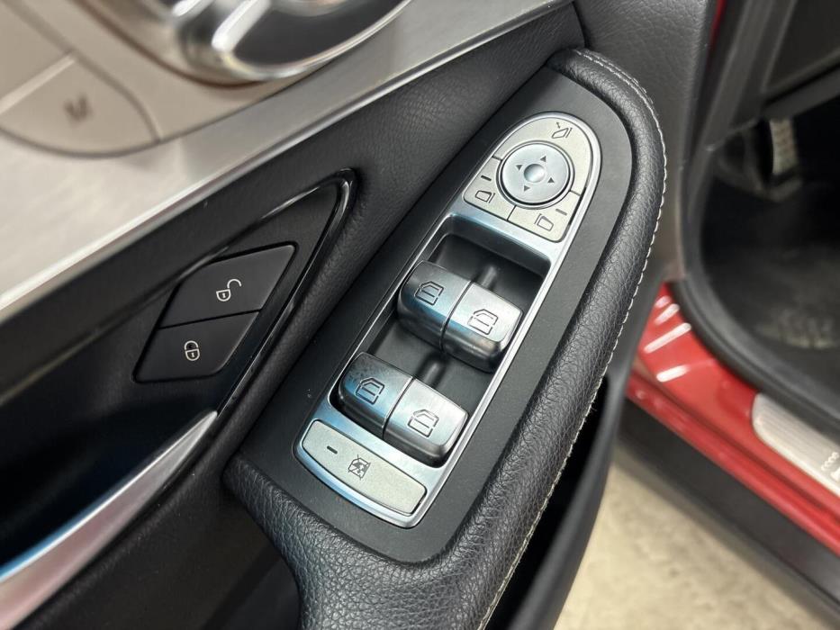 MERCEDES-BENZ GLC 2018