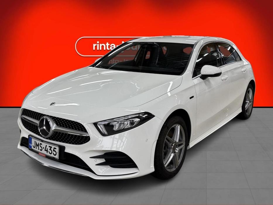 MERCEDES-BENZ A 2020