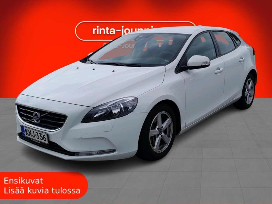 VOLVO V40 2016