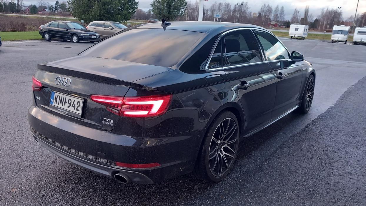 AUDI A4 2016