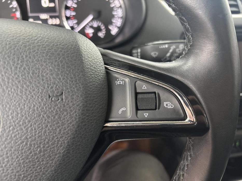 SKODA Octavia 2016