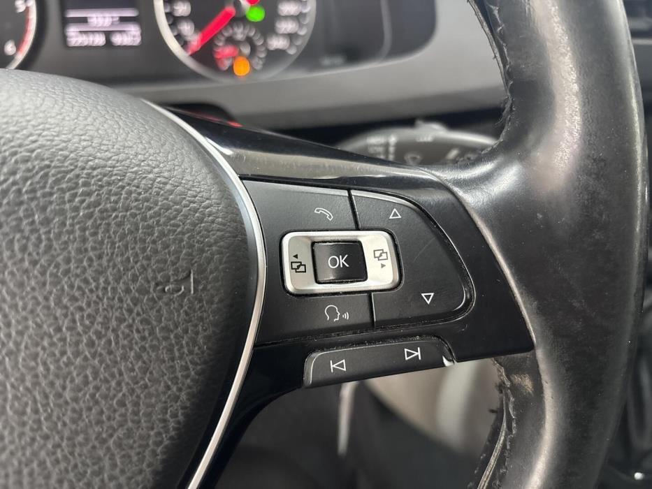 VOLKSWAGEN Transporter 2016