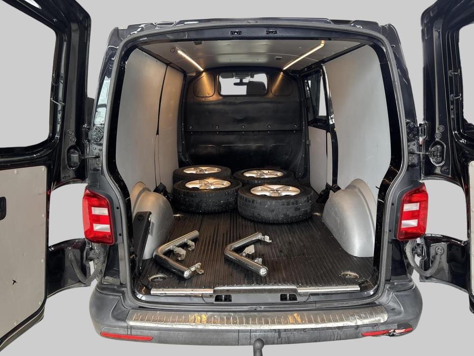 VOLKSWAGEN Transporter 2016