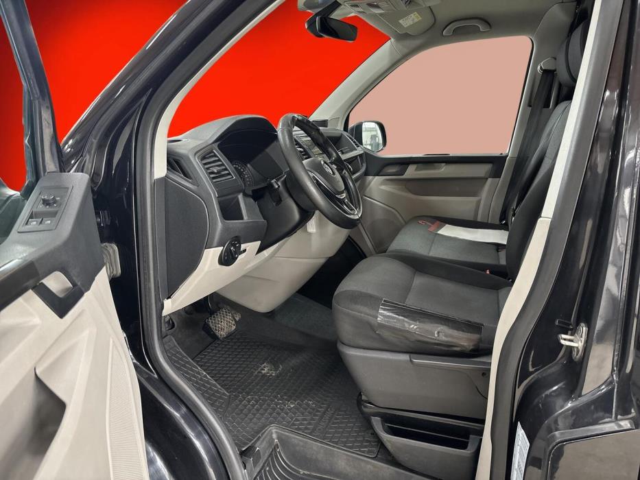 VOLKSWAGEN Transporter 2016