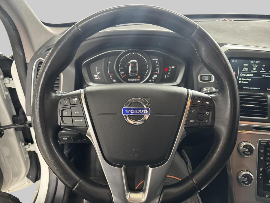 VOLVO XC60 2016