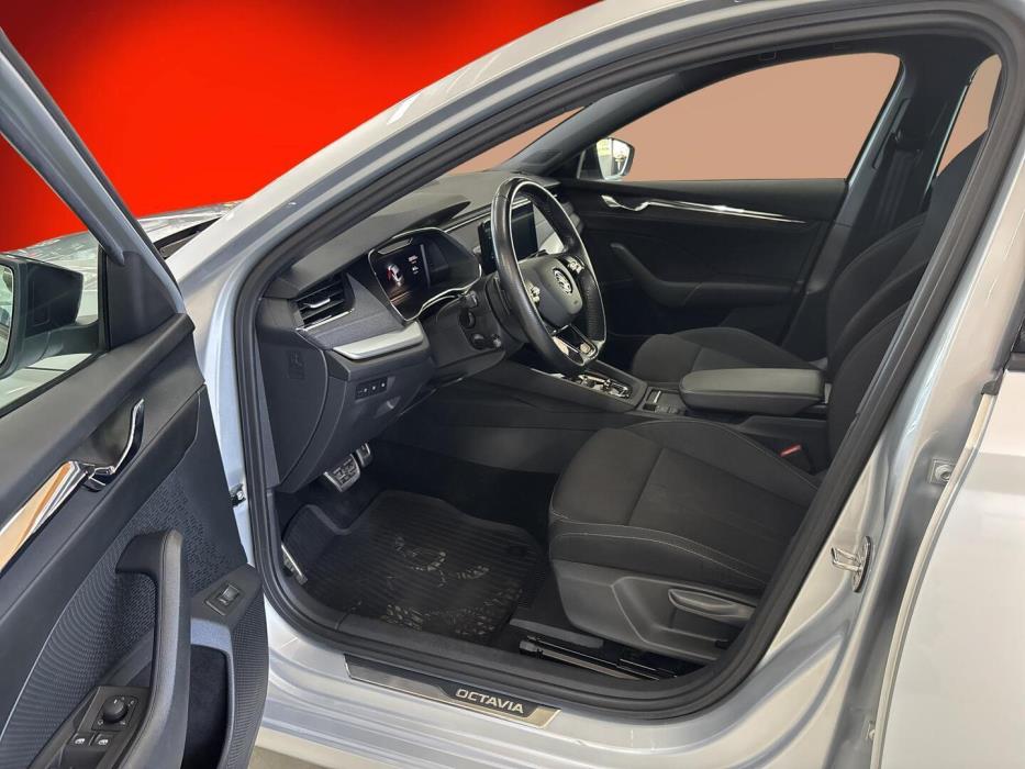 SKODA Octavia 2021