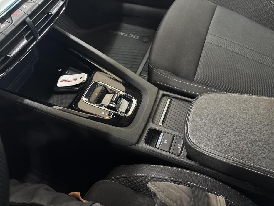 SKODA Octavia 2021
