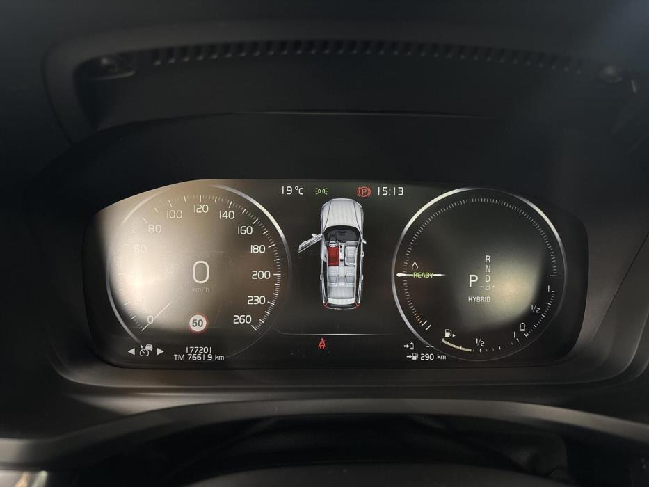 VOLVO V60 2020
