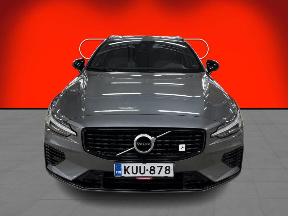 VOLVO V60 2020