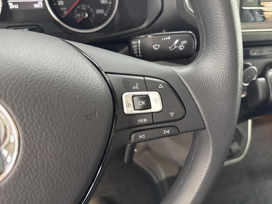 VOLKSWAGEN Crafter 2025