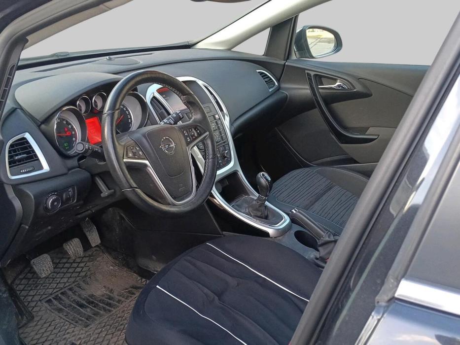 OPEL Astra 2015