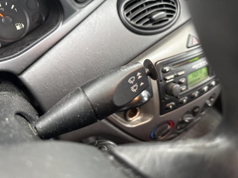 FORD Focus 2004