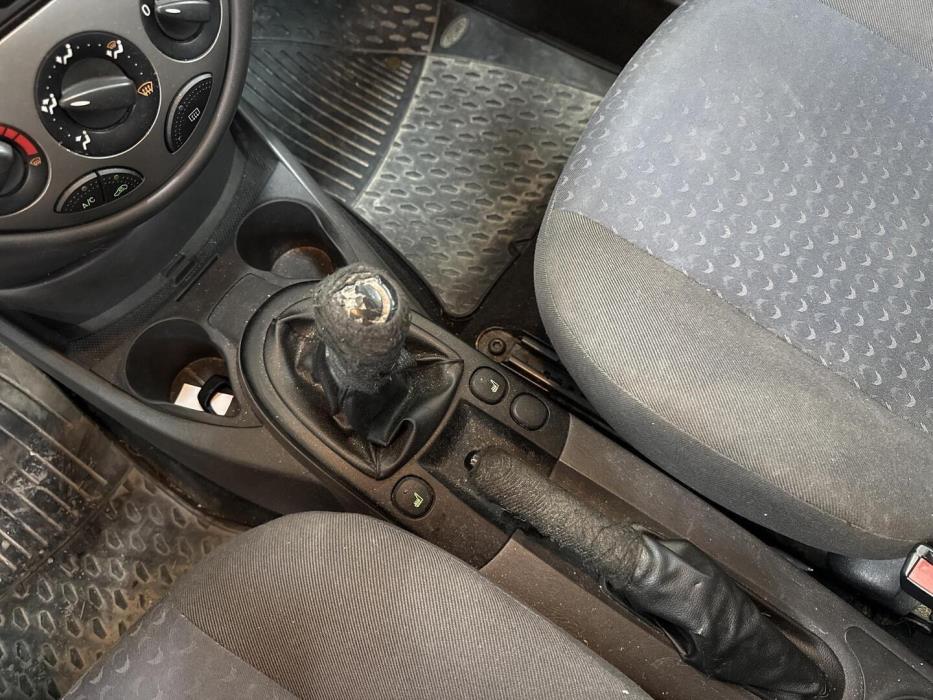 FORD Focus 2004