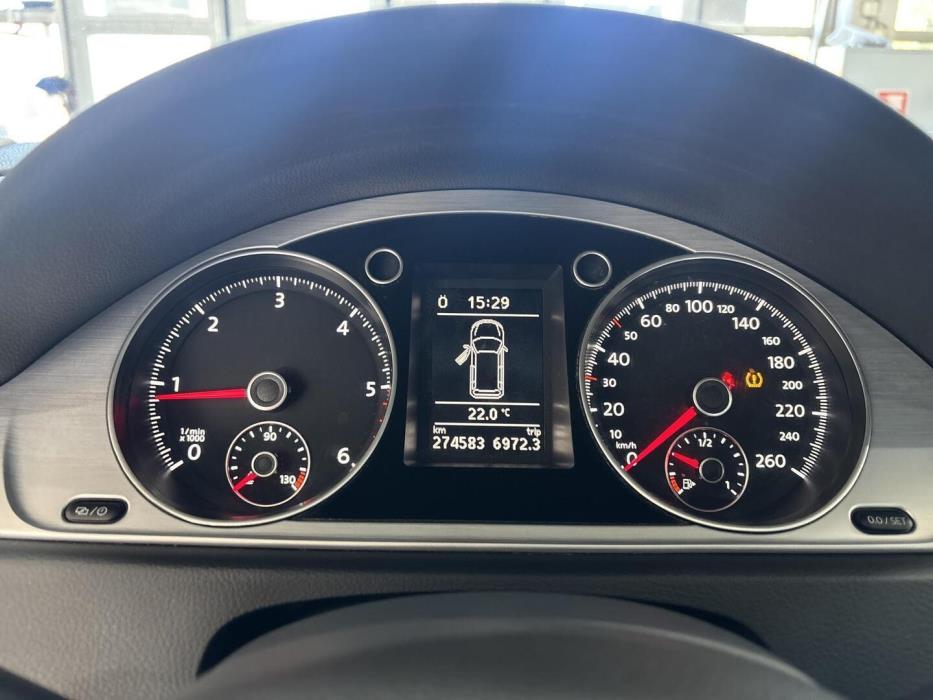 VOLKSWAGEN Passat 2013
