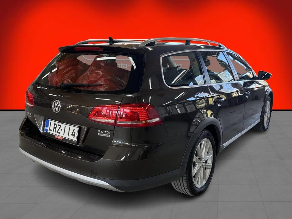 VOLKSWAGEN Passat 2013