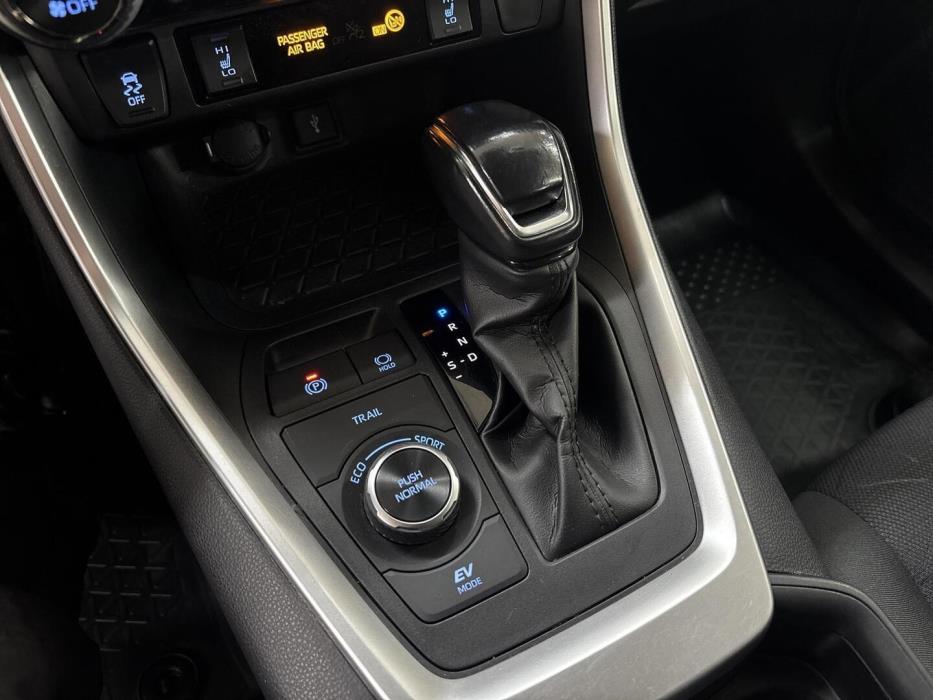 TOYOTA RAV4 2020