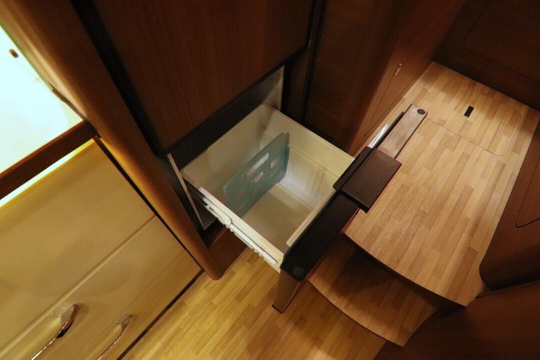 LMC EXPLORER I 665 2017