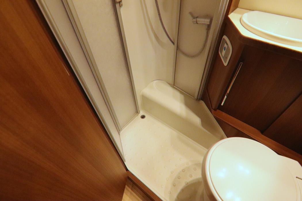 LMC EXPLORER I 665 2017