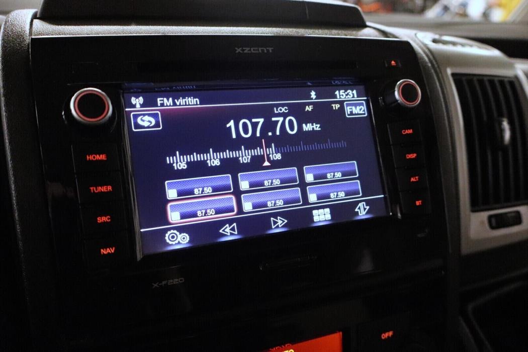 LMC EXPLORER I 665 2017