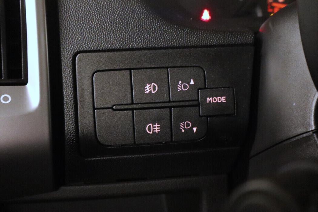 LMC EXPLORER I 665 2017