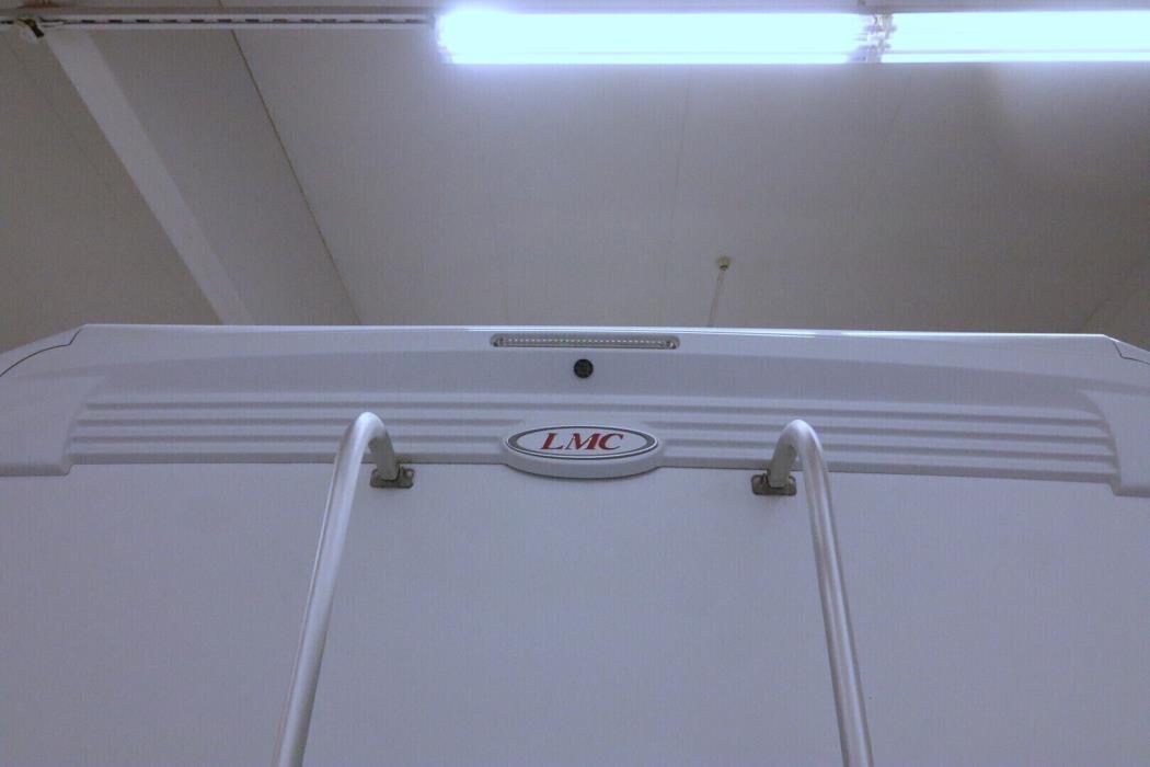 LMC EXPLORER I 665 2017