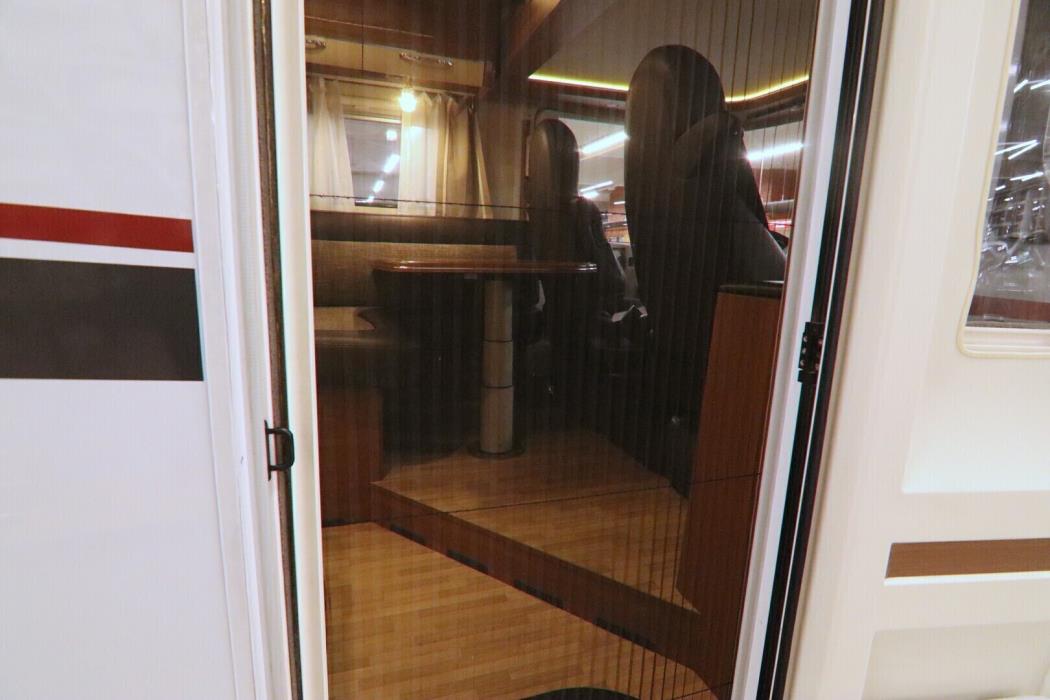 LMC EXPLORER I 665 2017