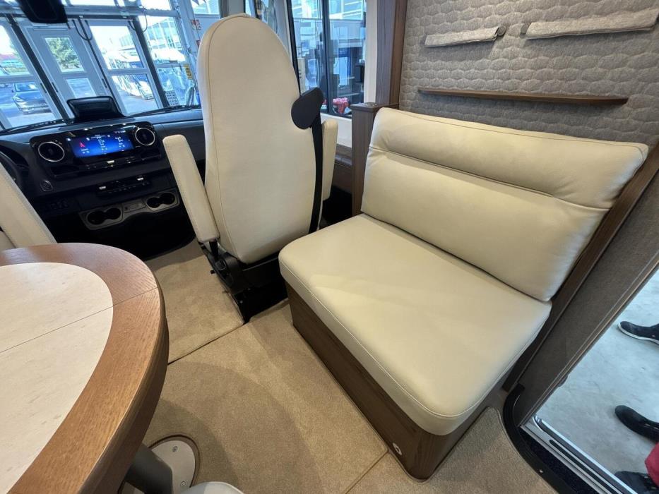 HYMER BML-I 880 2025