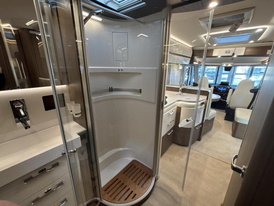 HYMER BML-I 880 2025