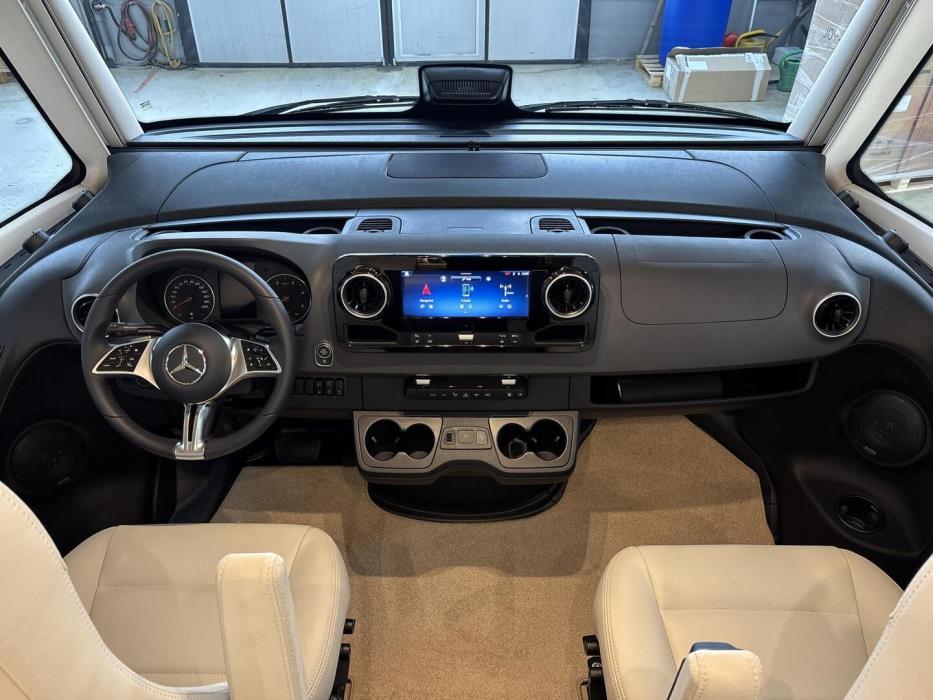 HYMER BML-I 880 2025