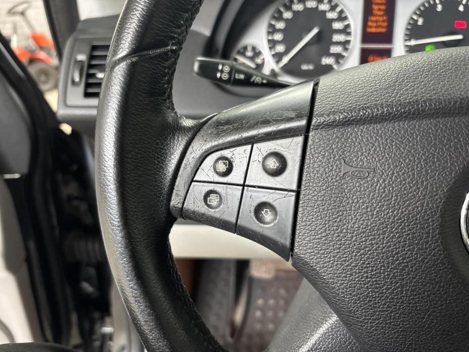 MERCEDES-BENZ B 2008
