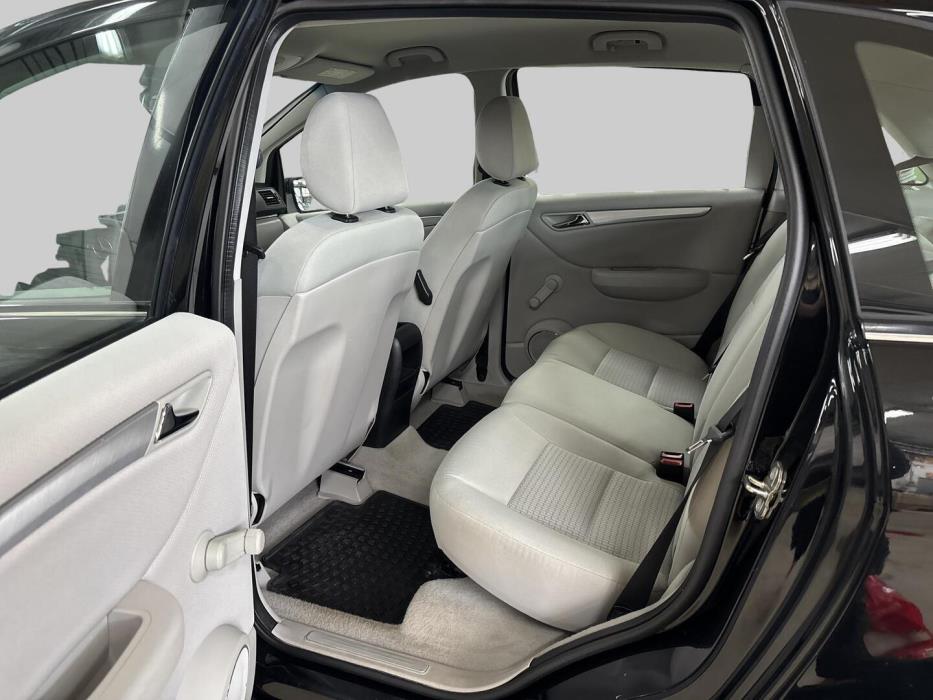 MERCEDES-BENZ B 2008