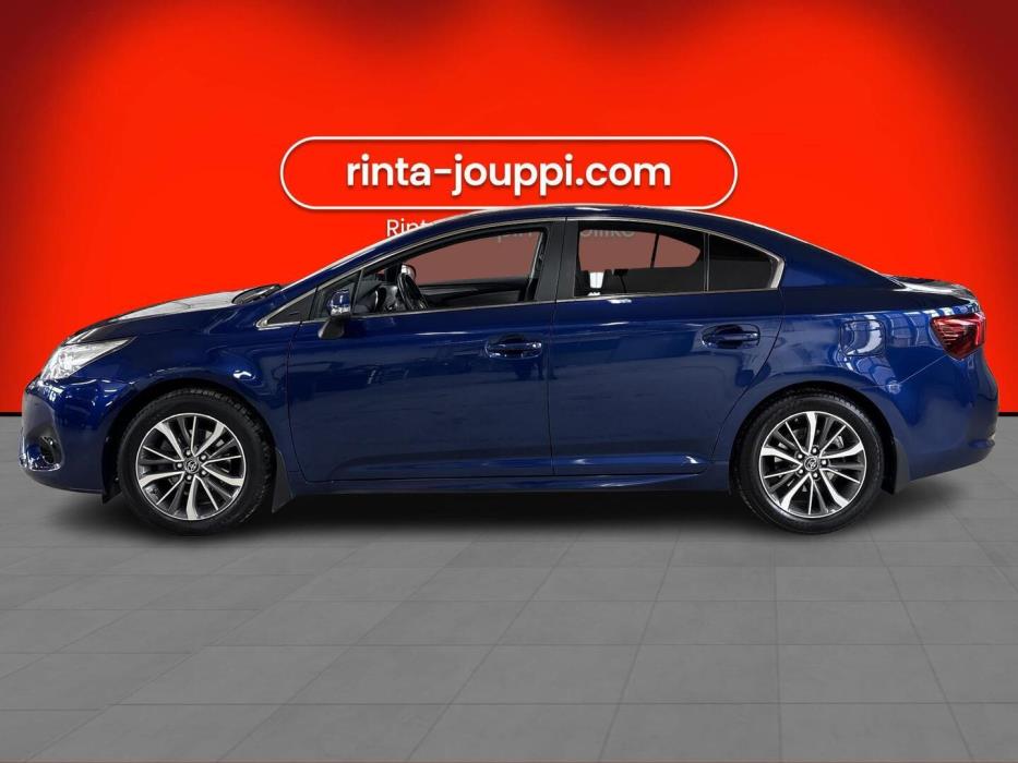 TOYOTA Avensis 2017