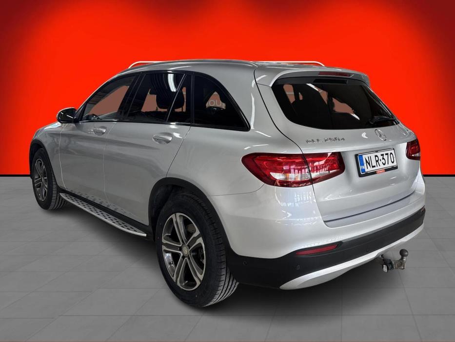MERCEDES-BENZ GLC 2015
