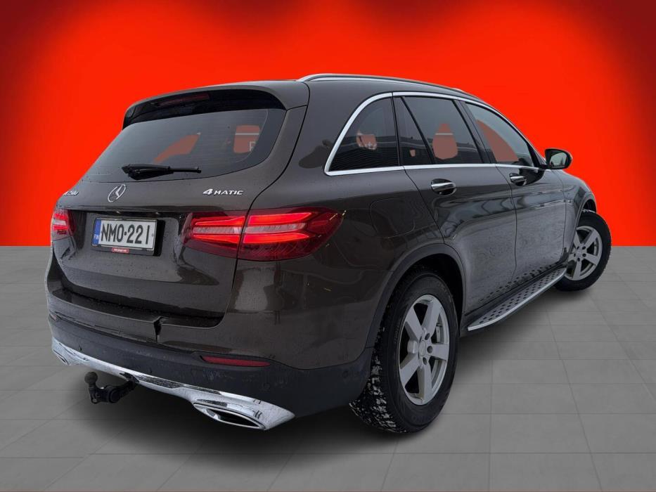 MERCEDES-BENZ GLC 2016
