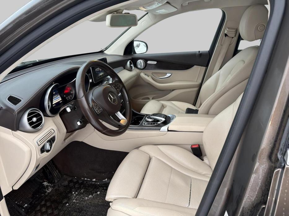 MERCEDES-BENZ GLC 2016