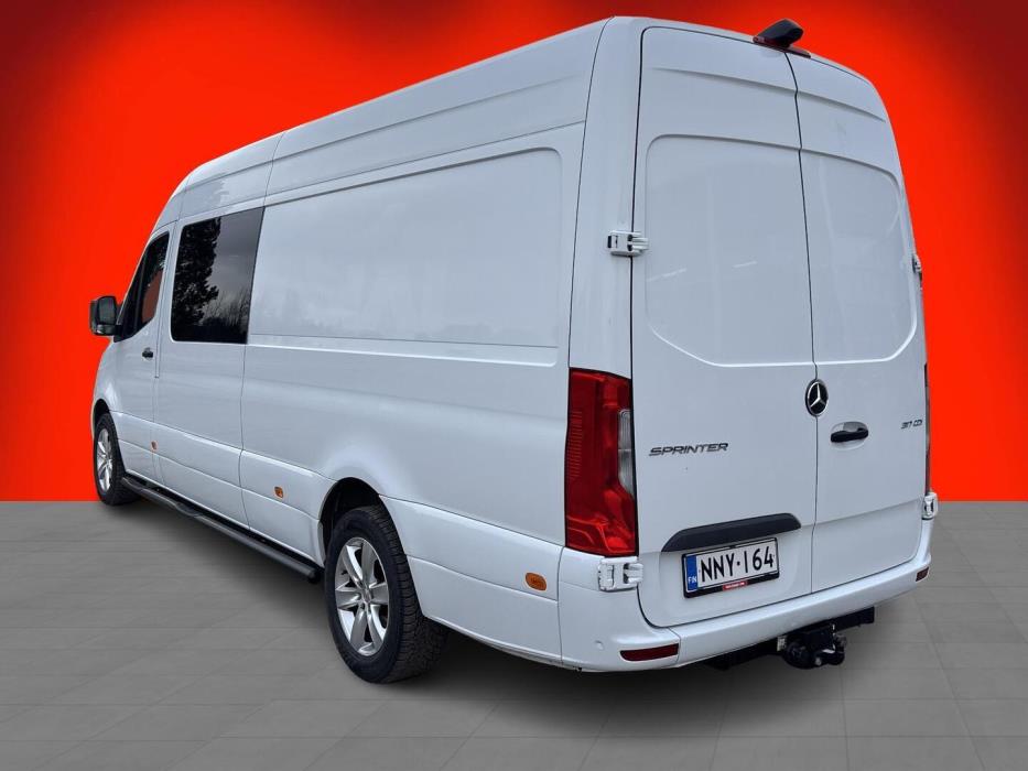 MERCEDES-BENZ Sprinter 2023