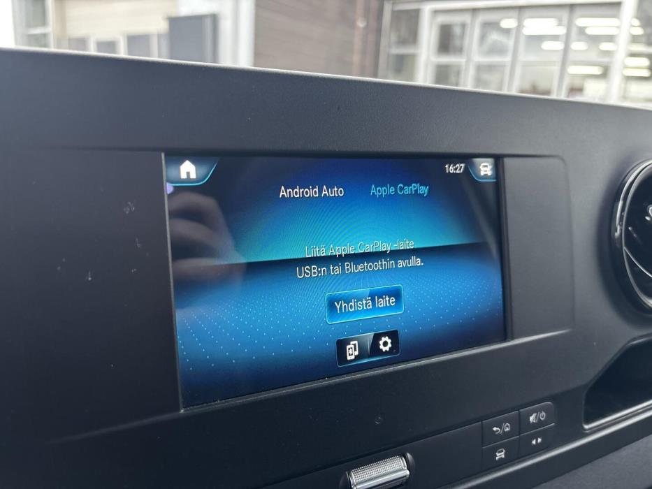 MERCEDES-BENZ Sprinter 2023