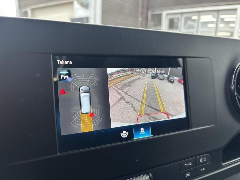 MERCEDES-BENZ Sprinter 2023