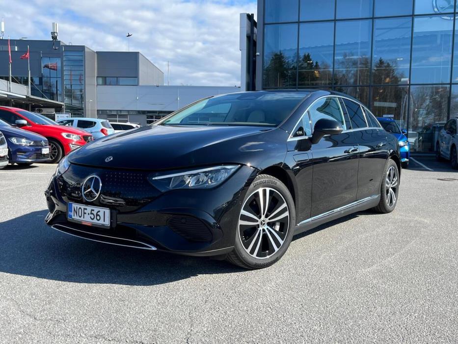 MERCEDES-BENZ EQE 2024