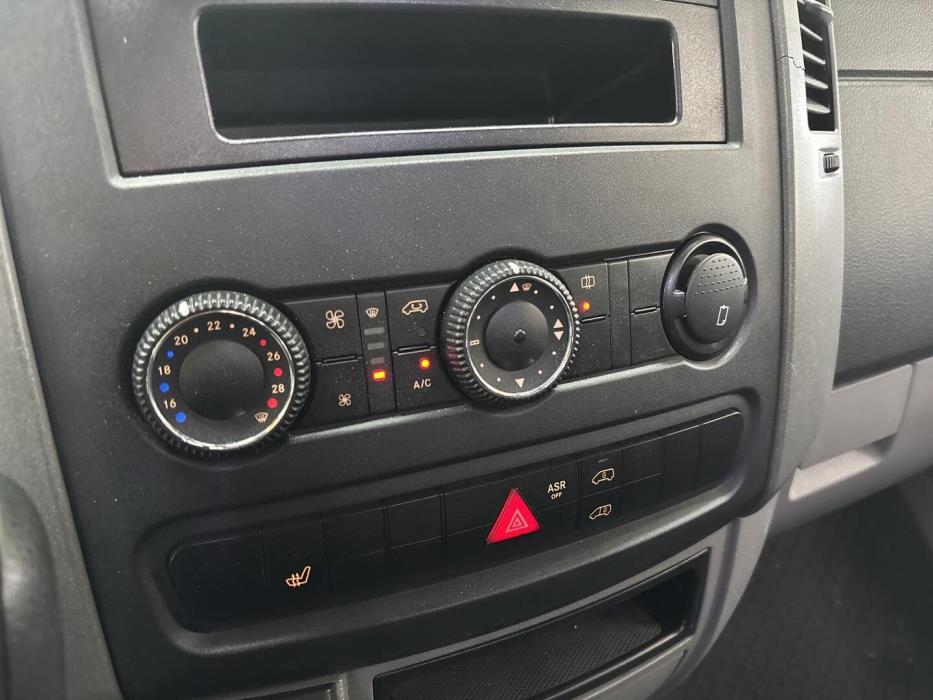 MERCEDES-BENZ Sprinter 2012