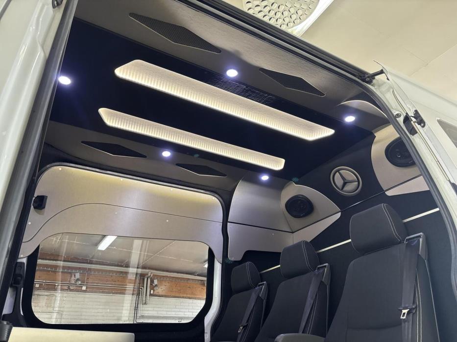 MERCEDES-BENZ Sprinter 2012