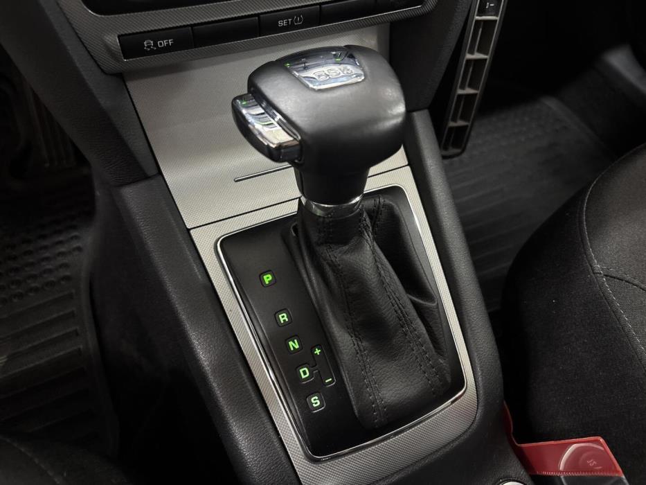 SKODA Octavia 2013