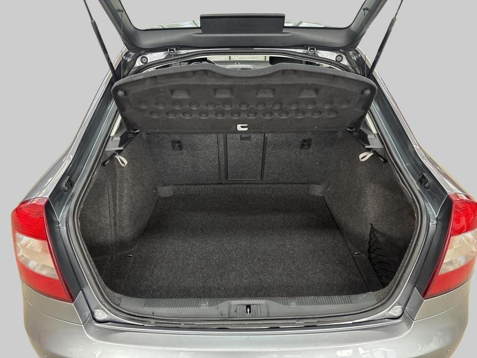 SKODA Octavia 2013