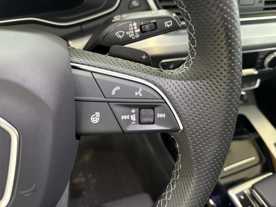 AUDI Q5 2024