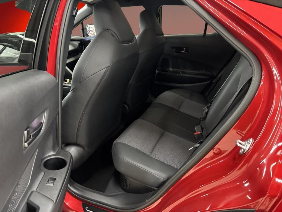 TOYOTA C-HR 2024