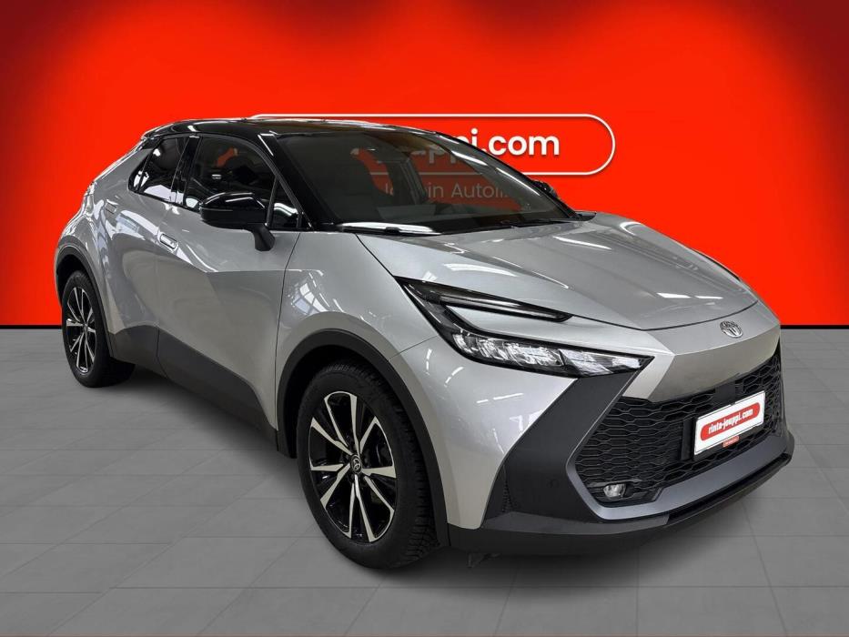 TOYOTA C-HR 2024