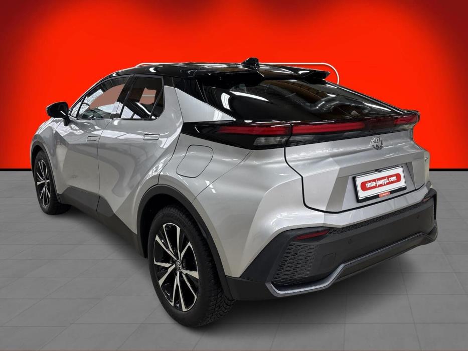 TOYOTA C-HR 2024