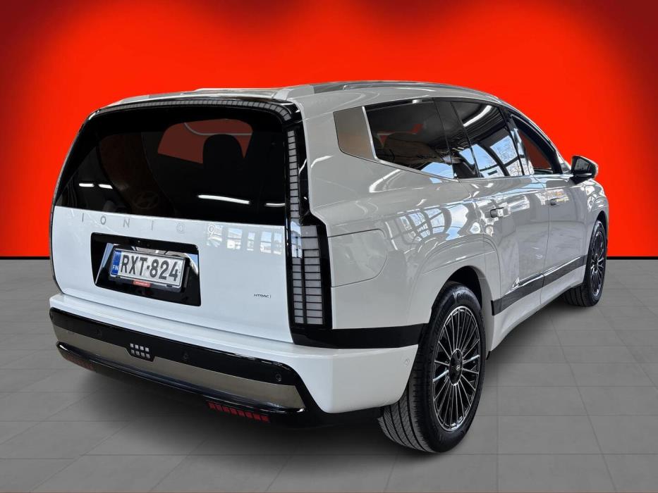 HYUNDAI IONIQ 9 2025